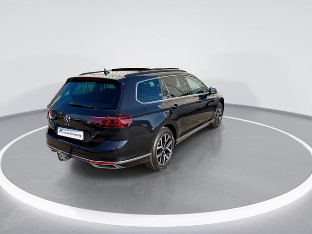 Volkswagen PASSAT Variant 1.4TSI PHEV 160kW/218PK GTE · Panoramadak · Trekhaak · Navigatie · Camera · Stoelverwarming ·
