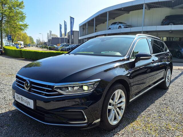 Volkswagen PASSAT Variant 218pk DSG Hybrid GTE (Trekhaak,Virtual,Camera,Ergo)