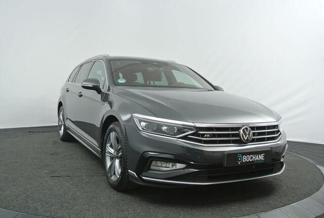 Volkswagen PASSAT Variant 1.5 TSI 150pk DSG R-Line Business + | Trekhaak | Camera | Virtual Cockpit |