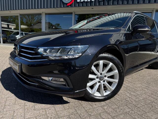 Volkswagen PASSAT 1.5 TSI Business + - Automaat Pano Trekhaak Navi Stoelverwarming Apple Carplay Android Auto