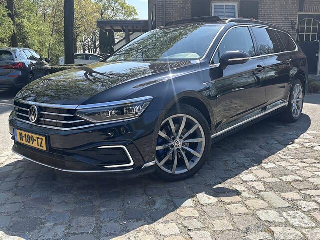 Volkswagen PASSAT Variant 1.4 TSI PHEV GTE Bns,pano,sfeer,led,