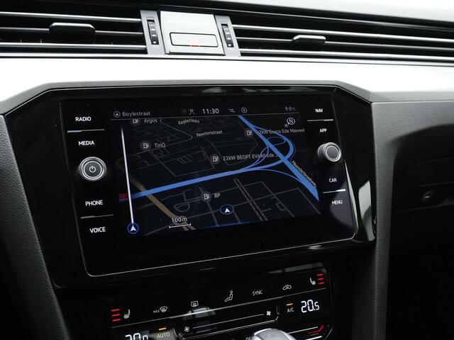 Volkswagen PASSAT 1.4 TSI 218 pk PHEV GTE | Trekhaak | 360 Camera | Stoelverwarming | Adaptive Cruise | Navigatie