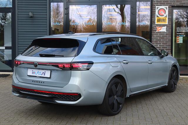 Volkswagen PASSAT Variant 1.5 eHybrid 272PK R-Line Edition Black Style Leder/Pano/IQ.Light/360/Headup/HK/Navi Max/ACC/19"/Trekhaak wegkl.