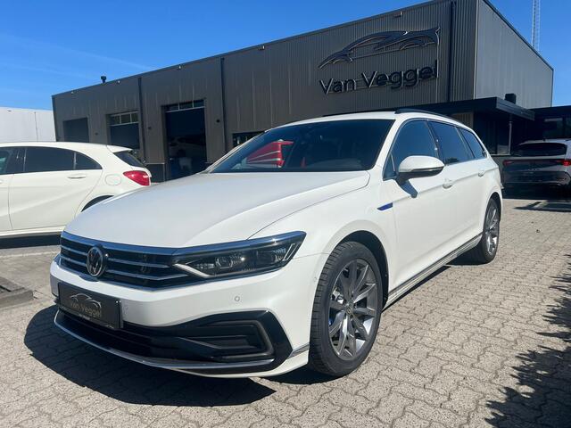 Volkswagen PASSAT Variant 1.4 TSI PHEV GTE Business virtuel cockpit, leer, navi, cruise, memory