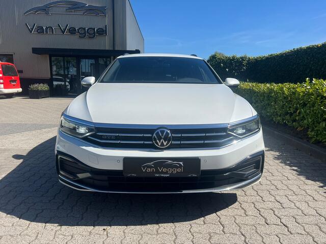 Volkswagen PASSAT Variant 1.4 TSI PHEV GTE Business virtuel cockpit, leer, navi, cruise, memory