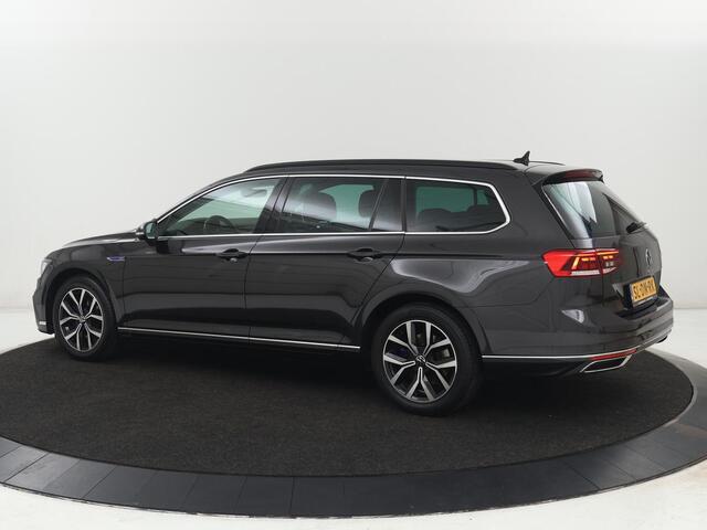 Volkswagen PASSAT 1.4 TSI PHEV GTE | SOH 94% | Stoelverwarming | Massage | Camera | Adaptive cruise | Matrix LED | Carplay | Navigatie | parkeerhulp | Climate control | Plug In
