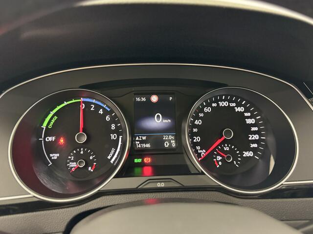 Volkswagen PASSAT Variant 1.4 TSI PHEV GTE | Camera | Winter | LED | ACC