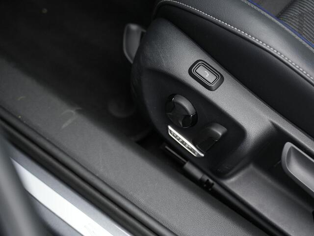Volkswagen PASSAT Variant 1.5 eTSI 150 pk DSG R-Line Business | Trekhaak | IQ Light | Head-up display | Achteruitrijcamera | Adaptive Cruise | Elektrische achterklep
