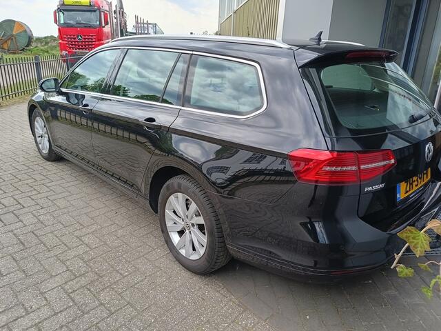 Volkswagen PASSAT Variant 1.5 TSI Comfortline Business | Trekhaak | Adaptieve cruise control | Led | NAP |