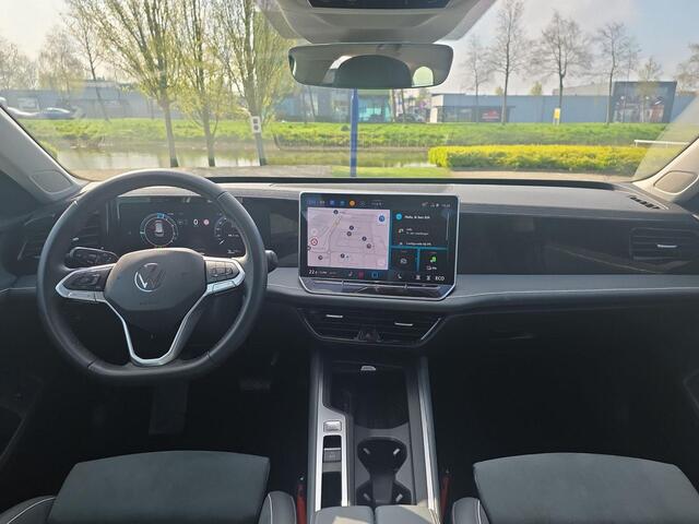 Volkswagen PASSAT Variant 1.5 eHybrid Business | PHEV | 204Pk | A-Camera | Trekhaak | A-Camera |