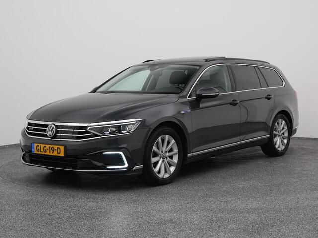 Volkswagen PASSAT Variant 1.4 TSI PHEV GTE Business | PANO | ADAPTIVE | STOELVERW. | STOELMASSAGE | TREKHAAK