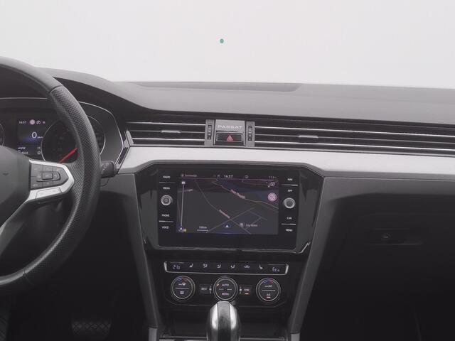Volkswagen PASSAT Variant 1.4 TSI PHEV GTE Business | PANO | ADAPTIVE | STOELVERW. | STOELMASSAGE | TREKHAAK