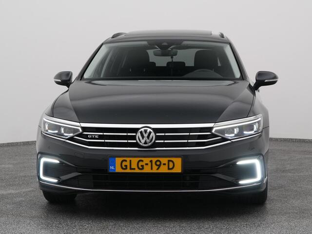 Volkswagen PASSAT Variant 1.4 TSI PHEV GTE Business | PANO | ADAPTIVE | STOELVERW. | STOELMASSAGE | TREKHAAK