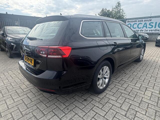 Volkswagen PASSAT Variant 1.5 TSI Business | Camera | Navigatie | Carplay