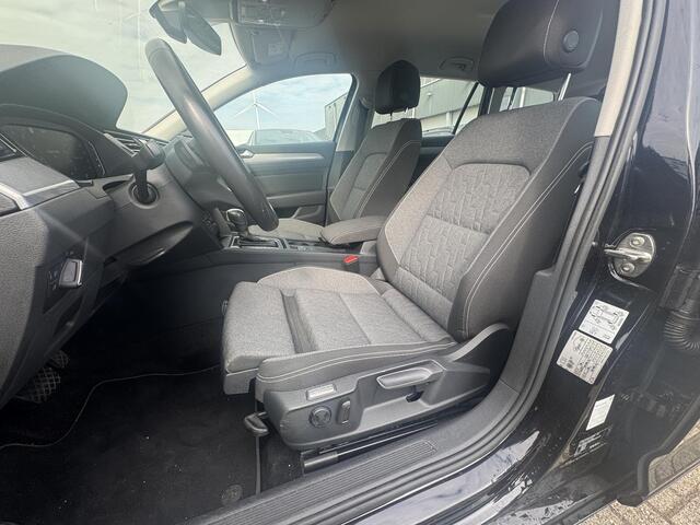 Volkswagen PASSAT Variant 1.5 TSI Business | Camera | Navigatie | Carplay