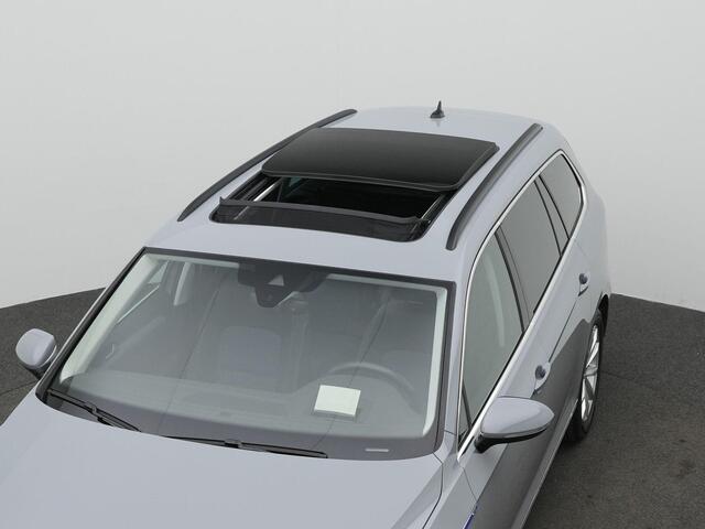 Volkswagen PASSAT 1.4 TSI 218 pk PHEV GTE | Panoramadak | Head-up display | 360 Camera | Adaptive Cruise | Elektrische achterklep