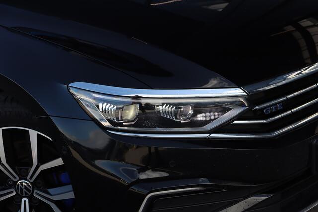 Volkswagen PASSAT Variant 1.4 TSI PHEV GTE Business | Trekhaak | Camera | Matrix |