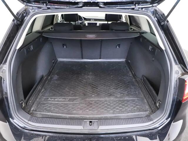 Volkswagen PASSAT Variant 1.4 TSI ACT Comfortline Business Stoelverw. | Trekhaak | 12-2017 166.034 KM