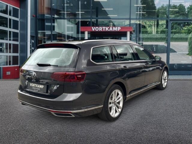 Volkswagen PASSAT 1.4 TSI DSG GTE TREKHAAK/PANO-DAK/360CAM/ELEK-KLEP/ACC/STOEL+STUURVERW