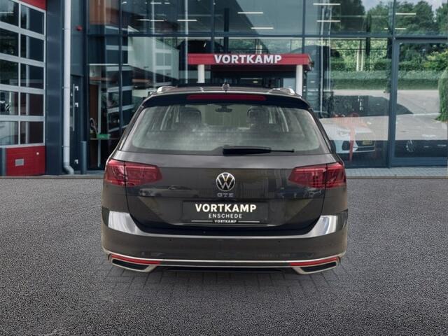 Volkswagen PASSAT 1.4 TSI DSG GTE TREKHAAK/PANO-DAK/360CAM/ELEK-KLEP/ACC/STOEL+STUURVERW