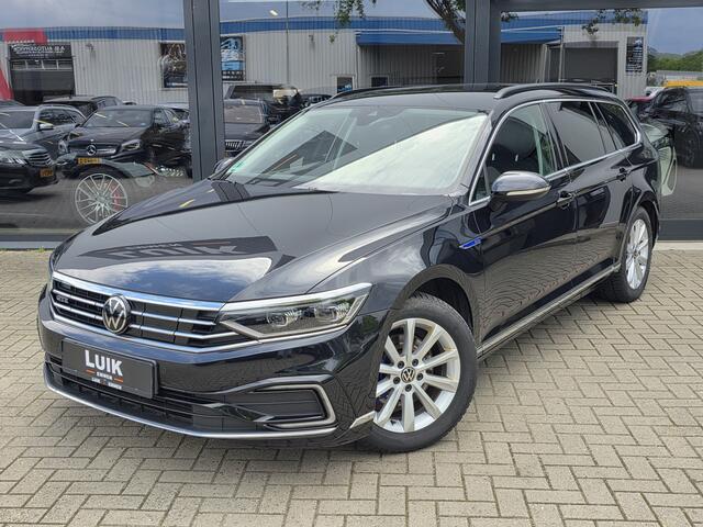 Volkswagen PASSAT Variant 1.4 TSI PHEV GTE Business + DIG DASH + MASSAGE + CAMERA + LED