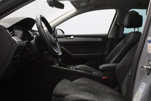 Volkswagen PASSAT Variant 1.4 TSI 218 PK PHEV GTE BNS, Trekhaak, Panoramadak, Matrix-LED, Adap. Cruise Control