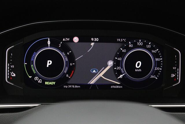 Volkswagen PASSAT Variant 1.4 TSI 218 PK PHEV GTE BNS, Trekhaak, Panoramadak, Matrix-LED, Adap. Cruise Control