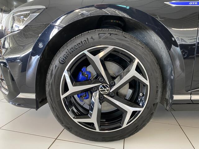 Volkswagen PASSAT Variant 1.4 TSI PHEV GTE Business Panodak /Trekhaak /Leer /Virtual cockpit/stoel-stuur verwarming