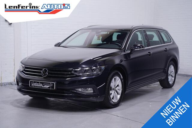 Volkswagen PASSAT Variant 1.5 TSI Business Virtual-cockpit Trekhaak wegklapbaar led-verlichting Navi Clima Apple Carplay Camera ACC NAP PDC v+a IQ-drive lendesteun bestuurdersstoel DAB-ontvangst achterklep electrisch bedienbaar