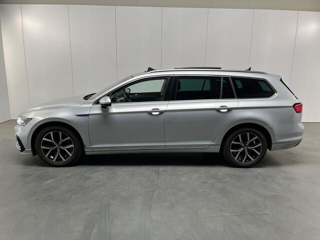 Volkswagen PASSAT Variant 1.4 TSI PHEV GTE / AUTOMAAT/ PANO/ LEER/ APP-CONNECT/ ACC/ PARK.SENSOREN + CAMERA/ STOELVERWARM./ MASSAGE/ KEYLESS/ ELEK.ACHTERKLEP/ DIGITAL DASH/ NAVI/ DAB/ CLIMA/ LED/ 17'' LMV