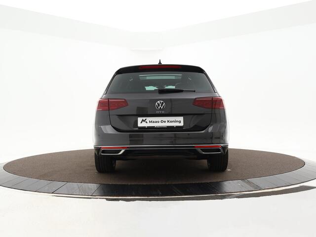 Volkswagen PASSAT Variant 1.4 TSI 218pk DSG PHEV GTE Business · Panoramadak · Camera · Apple/Android Car Play · Navigatie · Elek. Achterklep · Wegklapbare Trekhaak · 18'' Inch ·