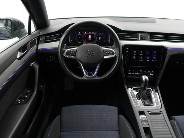 Volkswagen PASSAT Variant 1.4 TSI PHEV GTE Panoramadak, Sfeerverlichting, Ada Cruise, CarPlay, Ergo Comfort, Virtual Cockpit