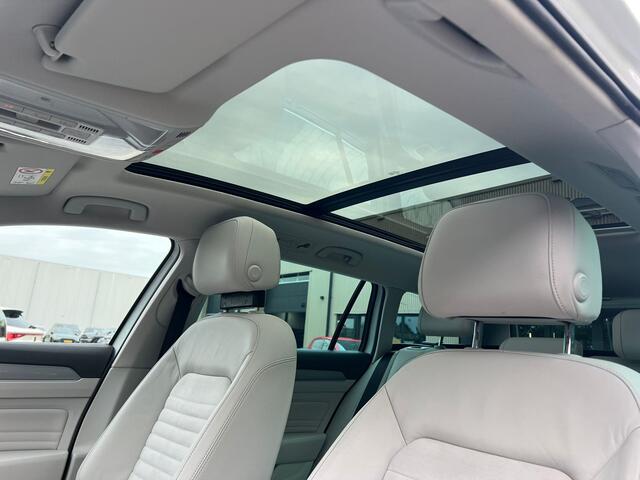 Volkswagen PASSAT Variant 1.4 TSI GTE trekhaak, pano, 360 camera, virtual cockpit, navi, cruise