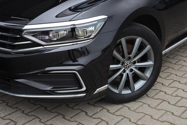 Volkswagen PASSAT Variant 1.4 TSI PHEV GTE | ACC | Camera | Matrix |