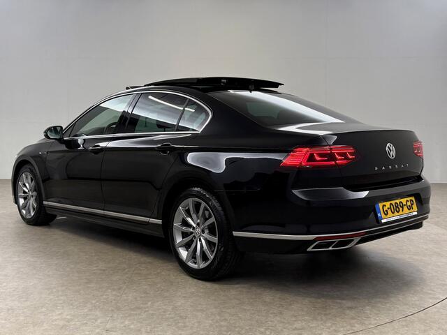 Volkswagen PASSAT 1.5 TSI Elegance Business R-Line | Pano | Virtual | IQ-Lights | Camera | Carplay | Cruise | Trekhaak | NAP