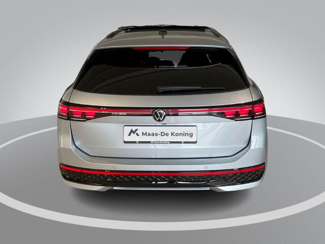 Volkswagen PASSAT Variant 1.5eHybrid 200kW/272PK R-Line Black Style DSG · Panoramadak · Trekhaak · Leder · Harman Kardon · Garantie t/m 23-04-2030 of 100000km.