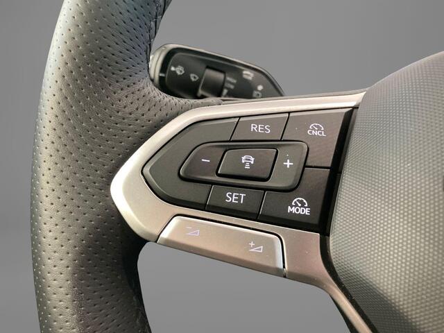 Volkswagen PASSAT Variant 1.5eHybrid 200kW/272PK R-Line Black Style DSG · Panoramadak · Trekhaak · Leder · Harman Kardon · Garantie t/m 23-04-2030 of 100000km.