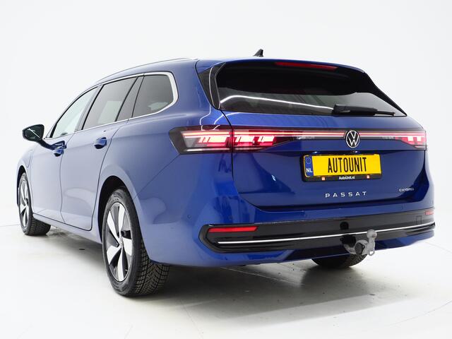 Volkswagen PASSAT Variant 1.5 eHybrid Elegance | Panoramadak | Leder/Alcantara | Trekhaak | Harman/Kardon | HUD | 360 | Keyless