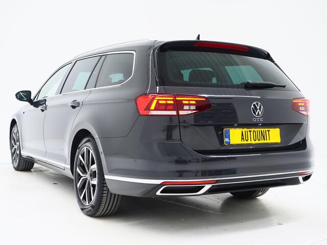 Volkswagen PASSAT Variant 1.4 TSI PHEV GTE | Panoramadak | Leder | Trekhaak | Massage | Adaptive Cruise | Camera | Dodehoek