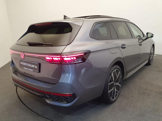 Volkswagen PASSAT Variant 1.5 eHybrid 272pk DSG/AUT R-Line Wegklapbare trekhaak, Harman/Kardon, Leder, Pano