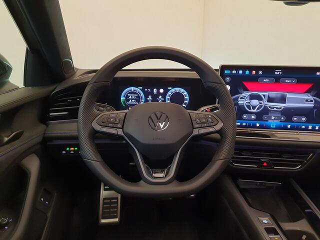 Volkswagen PASSAT Variant 1.5 eHybrid 272pk DSG/AUT R-Line Wegklapbare trekhaak, Harman/Kardon, Leder, Pano