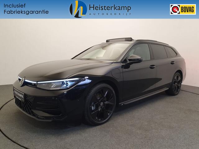 Volkswagen PASSAT Variant 1.5 eHybrid 272pk DSG/AUT R-Line Wegklapbare trekhaak, Panoramadak, Harman/Kardon, Leder