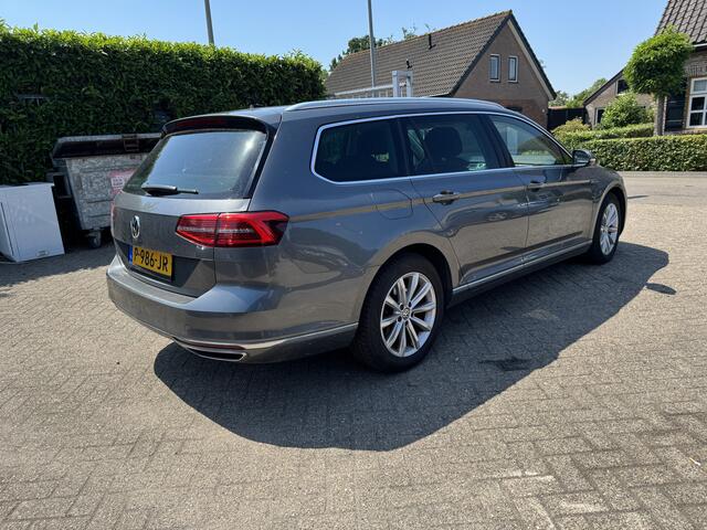 Volkswagen PASSAT Variant 1.4 TSI GTE Highline | Automaat | Navi | Camera | Leer | Elektrische stoelen | Stoelverwarming | Clima |