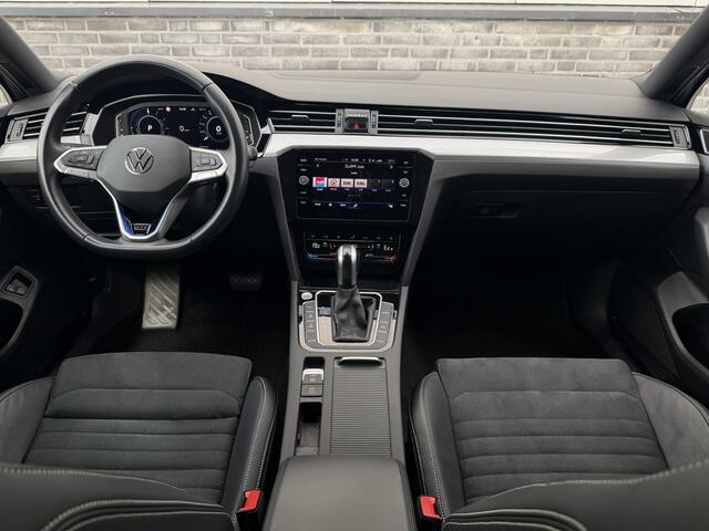 Volkswagen PASSAT Variant 1.4 TSI PHEV GTE Business | Pano | Elek. Trekhaak | Carplay | LED | Camera | Navi | Alcantara