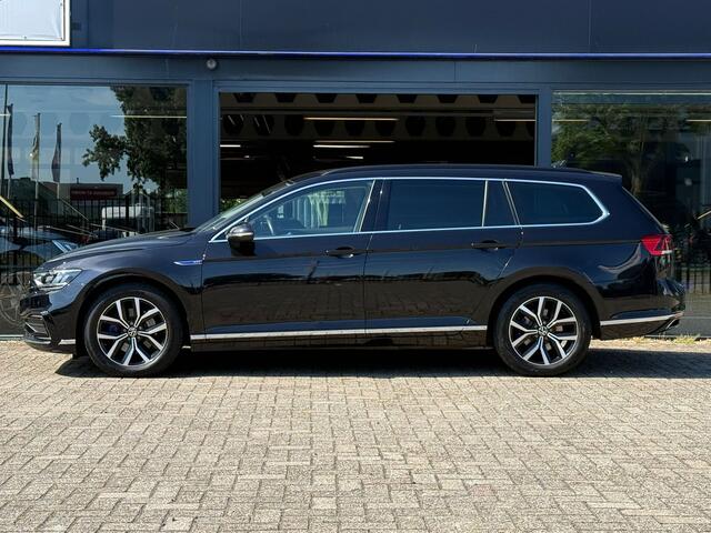 Volkswagen PASSAT Variant 1.5 eHybrid Business Alcantara | SOH 95% | Massage | Adaptive Cruise | GTE | 12 MND Garantie | Afleverbeurt |