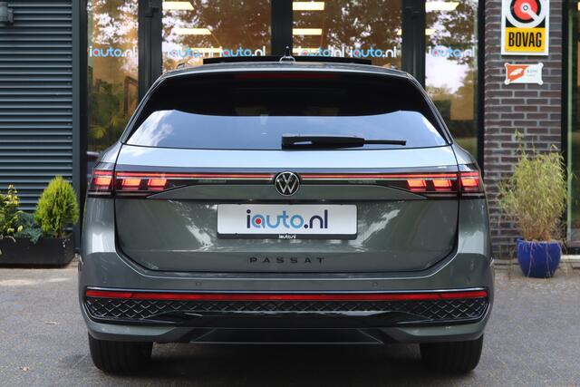 Volkswagen PASSAT Variant 1.5 eHybrid 272PK R-Line Black Style Leder/Pano/IQ.Light/360/Headup/HK/Navi Max/ACC/19"/Trekhaak wegkl.
