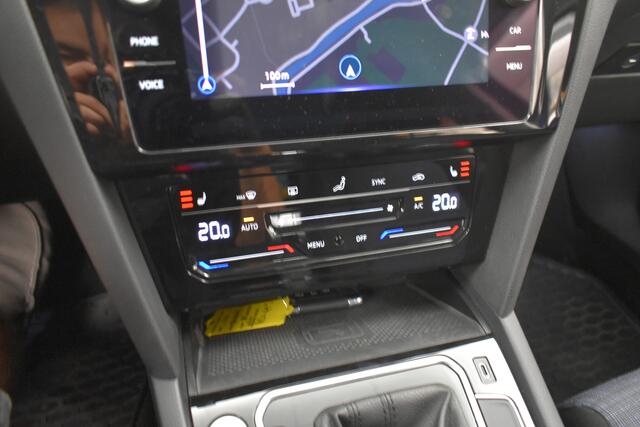 Volkswagen PASSAT Variant GTE SOH 100% Camera El A-Klep+Trekhaak Stoelverw Dhoek detec