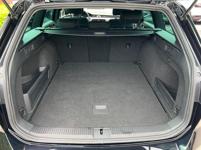 Volkswagen PASSAT Variant 1.4 TSI PHEV GTE virtual cockpit, navi, cruise, airco