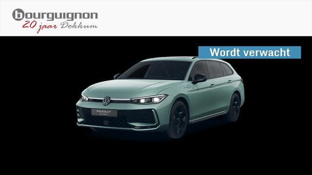 Volkswagen PASSAT Variant 1.5 eHybrid R-Line Business | Wordt verwacht | Trekhaak | Pano | 5J Garantie | Black Style |