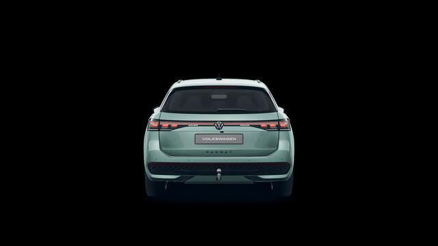 Volkswagen PASSAT Variant 1.5 eHybrid R-Line Business | Wordt verwacht | Trekhaak | Pano | 5J Garantie | Black Style |